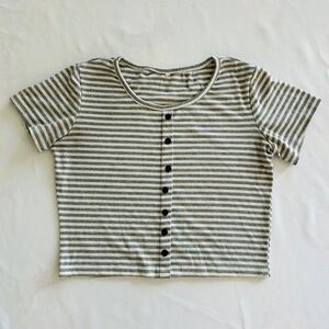 Womens Medium Striped Crop Top Button Down Gray White